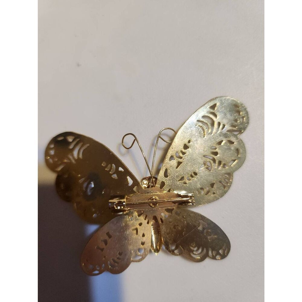Gold Filagree Pin - Picture 2 of 2